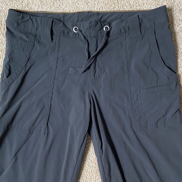 Lucy Women’s Dark Gray Athletic Cropped Pant - Picture 3 of 8